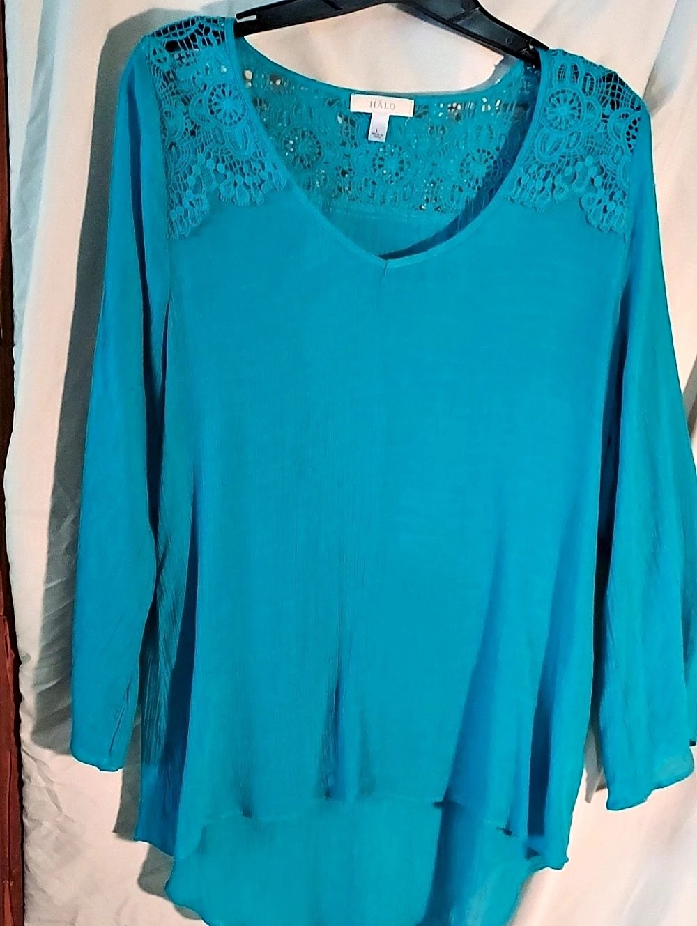 HALO Lace Yoke Blouse in Blue Size Large